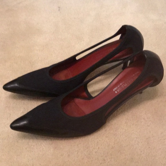 Donald Pliner classic heels - Picture 2 of 3